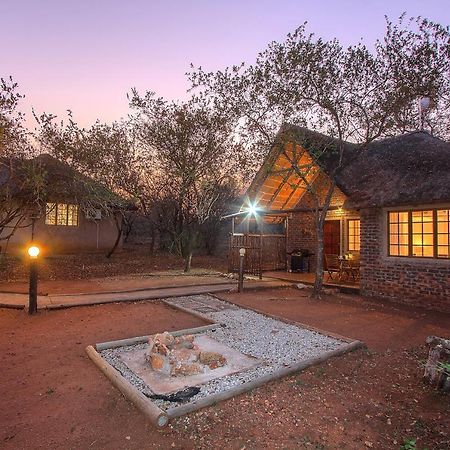 South Safari Lodge Марлот Парк Екстериор снимка