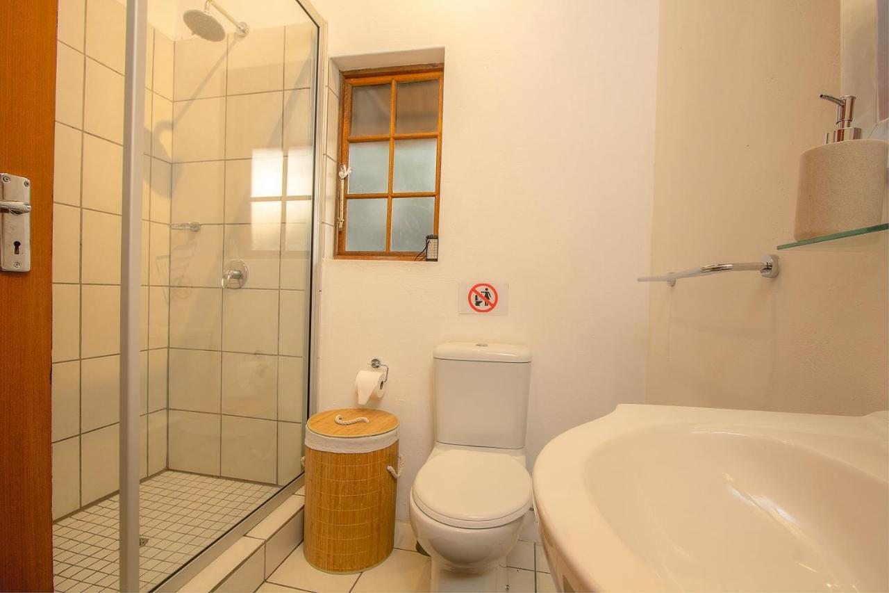 South Safari Lodge Марлот Парк Екстериор снимка