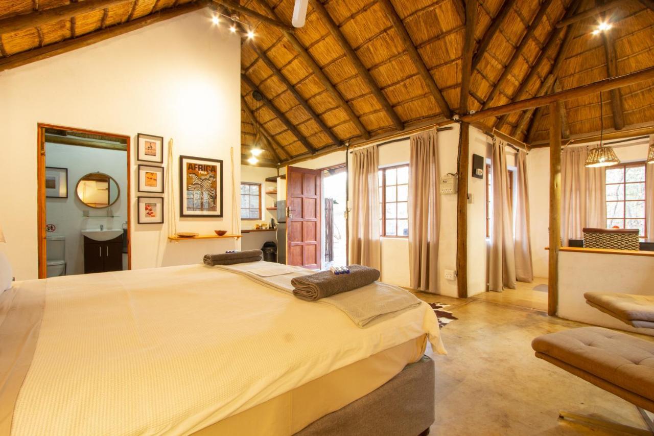 South Safari Lodge Марлот Парк Екстериор снимка