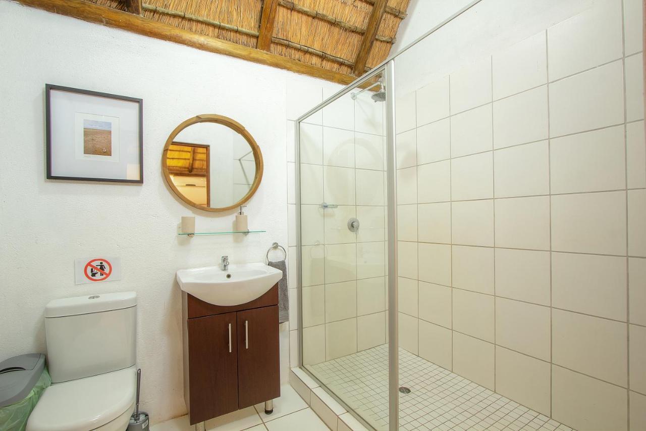 South Safari Lodge Марлот Парк Екстериор снимка