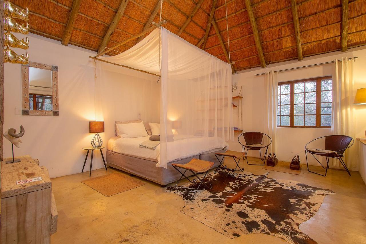 South Safari Lodge Марлот Парк Екстериор снимка