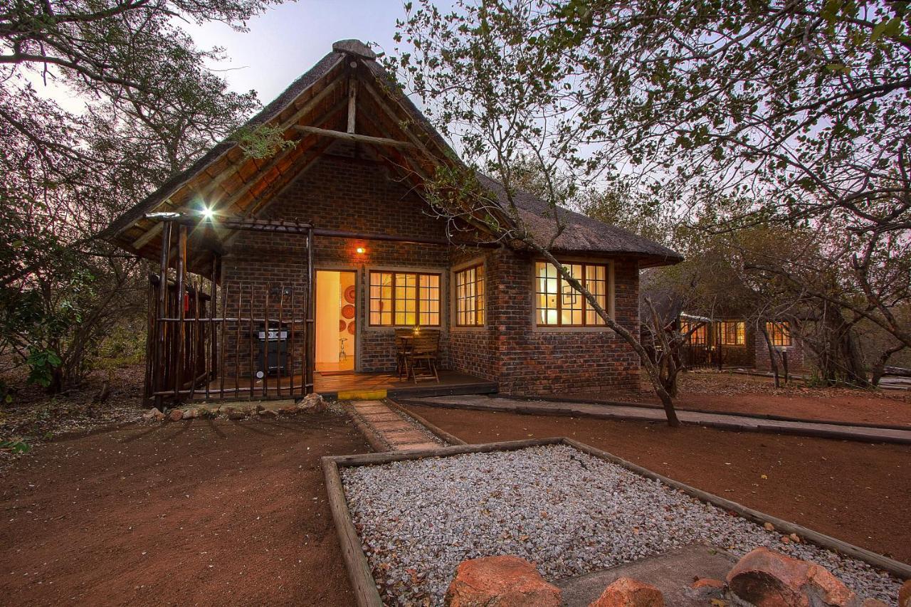 South Safari Lodge Марлот Парк Екстериор снимка