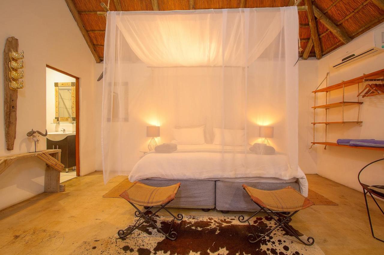 South Safari Lodge Марлот Парк Екстериор снимка