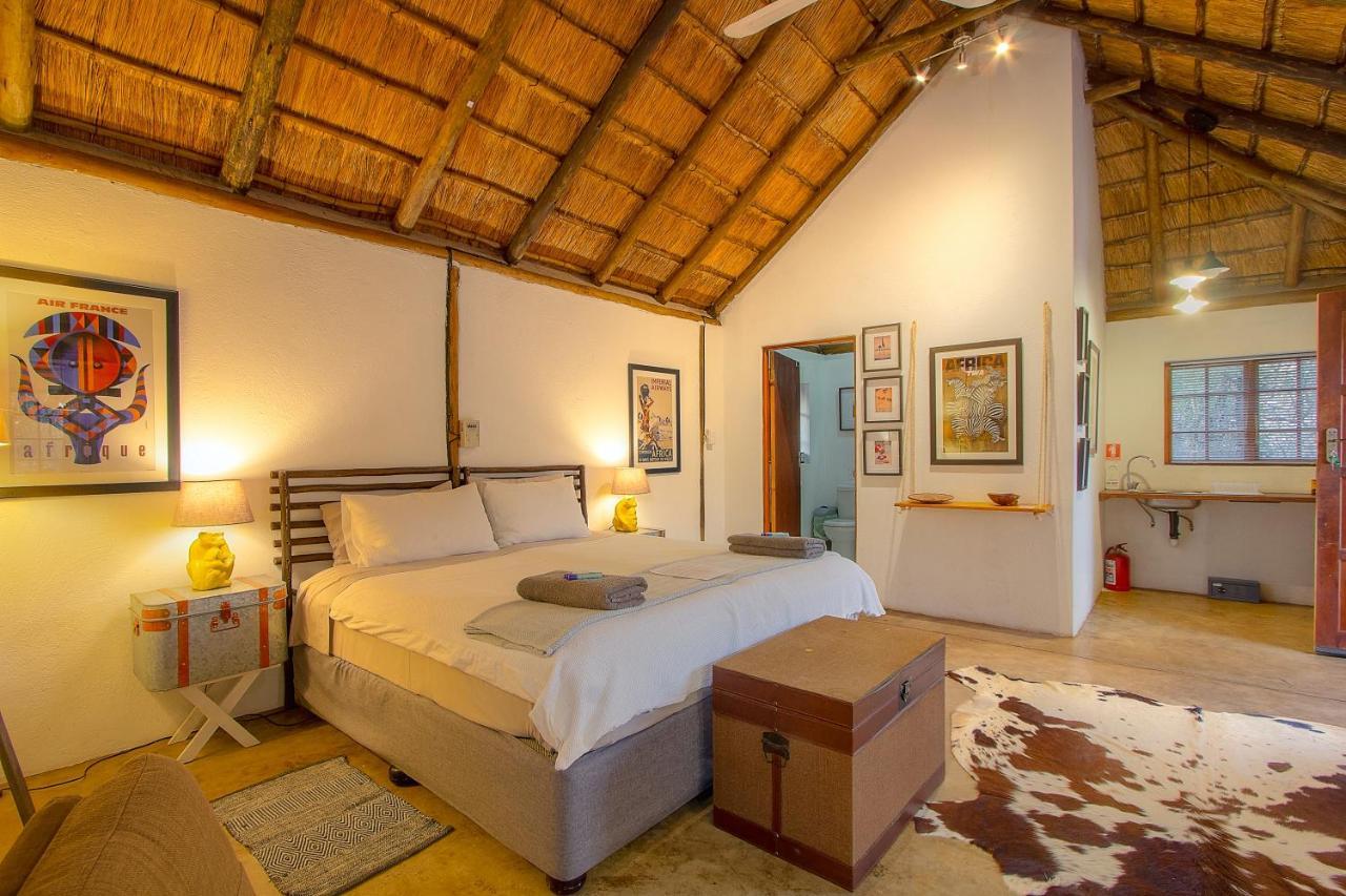 South Safari Lodge Марлот Парк Екстериор снимка
