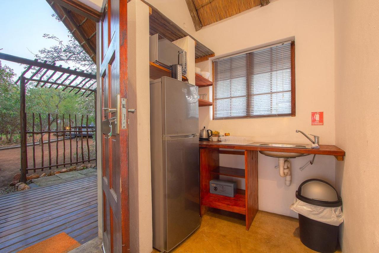 South Safari Lodge Марлот Парк Екстериор снимка